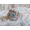 Mint Lace Cuff Armbånd Haute-Couture brodert med Swarovski krystaller, bohemske glassperler, frø perler og harpiks Lucite blomster