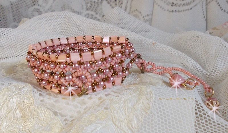 Rose Royale armbånd med Pink Tila perler, fasetterte perler og Swarovski krystallperler
