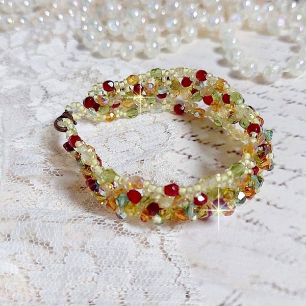 Provençalsk armbånd med Swarovski krystall snurretopper og fasetter