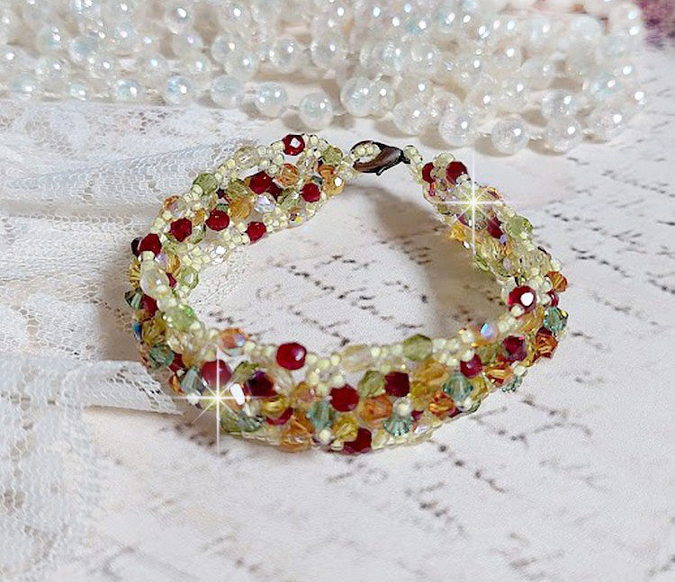 Provençalsk armbånd med Swarovski krystall snurretopper og fasetter