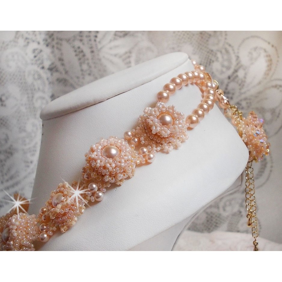 Idylle Beauté Haute-Couture halskjede, ingenting annet enn Swarovski perler og frø perler 