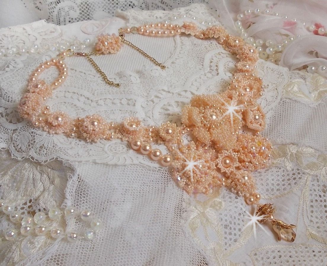 Idylle Beauté Haute-Couture halskjede, ingenting annet enn Swarovski perler og frø perler 