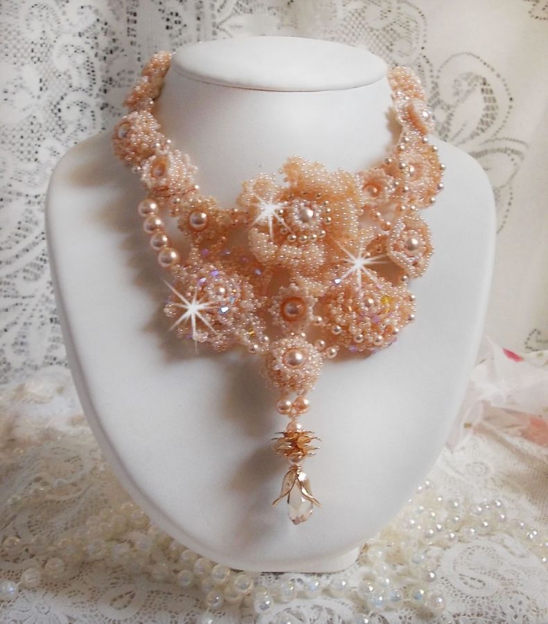 Idylle Beauté Haute-Couture halskjede, ingenting annet enn Swarovski perler og frø perler 