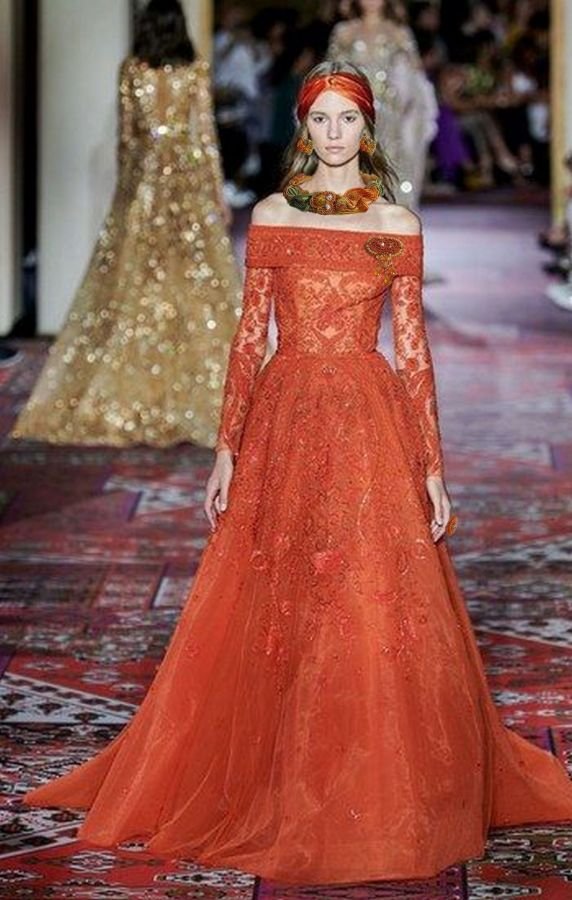 Rumba Haute-Couture halskjede brodert med silke shibori, soutache og Swaroski-krystaller