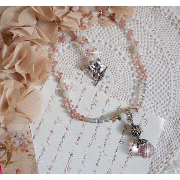 Rose Iris&eacute;e anheng halskjede brodert med Swarovski krystaller, 925 s&oslash;lv og m&aring;nesteiner