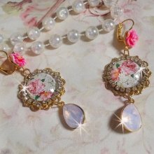 BO Bouquet Valentine laget med rose bukett glass cabochons, harpiks cabochons og Swarovski-krystaller 