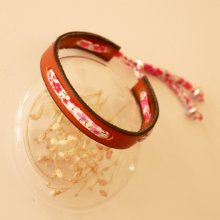 Florâme-armbånd med Phoebe Rose liberty-bånd på brunt skinn