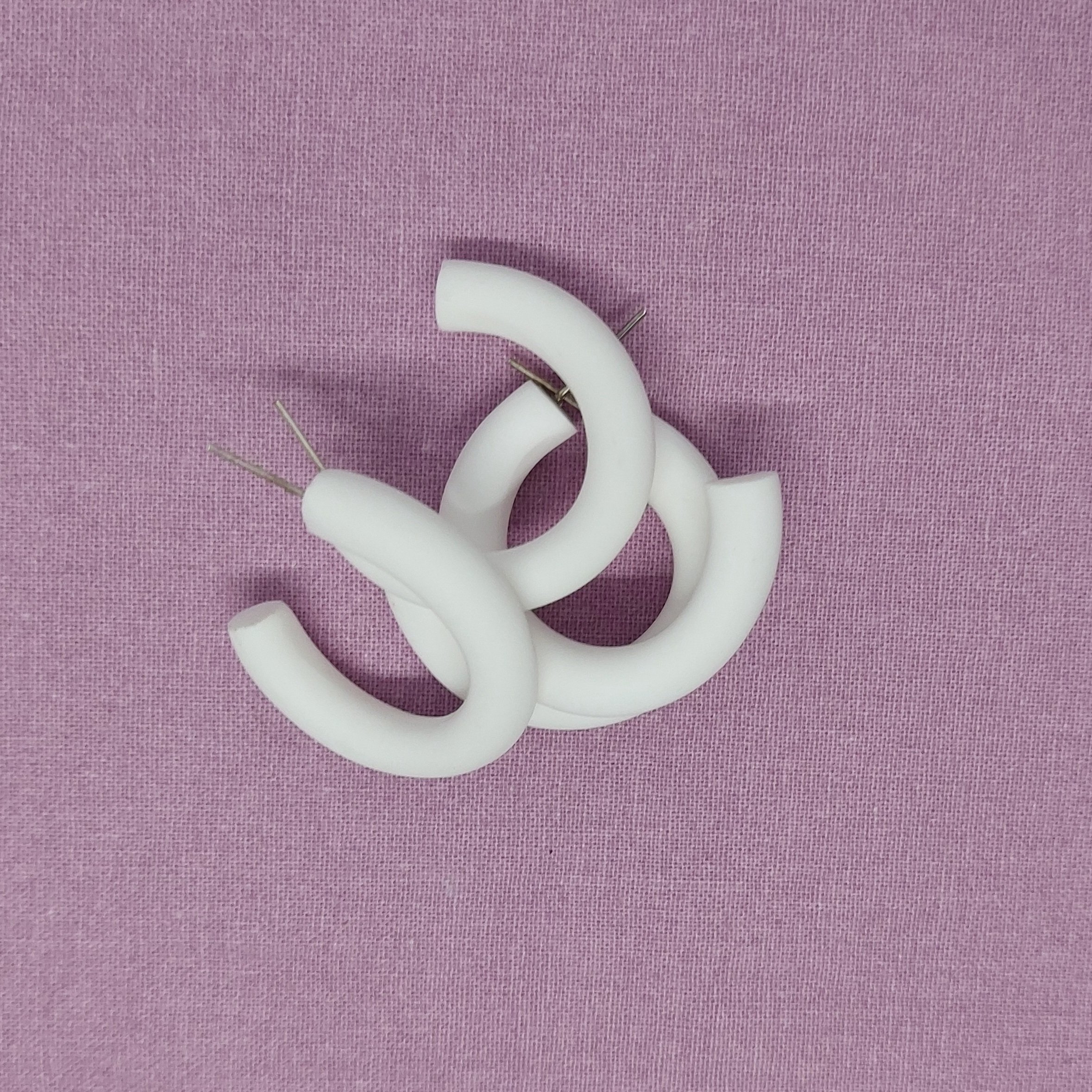 Cr&eacute;oles blanches mat et unies