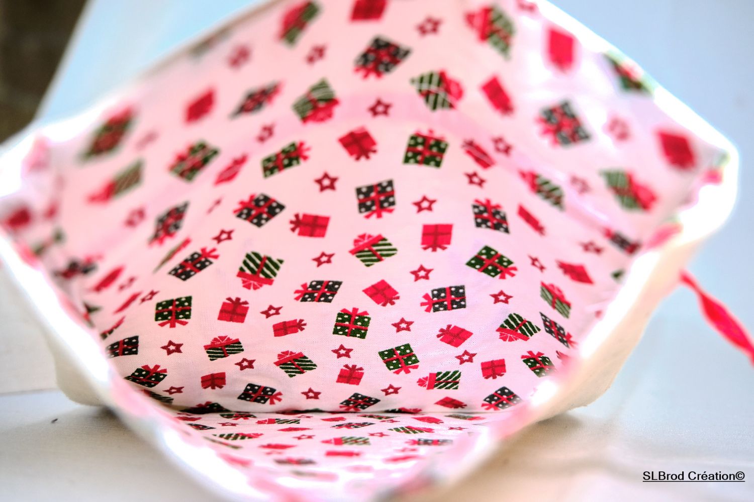 Liten julepose i reinsdyrtre